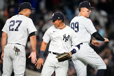 Yankees knock Phillies around in series opener